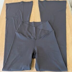 Aerie grey flare leggings